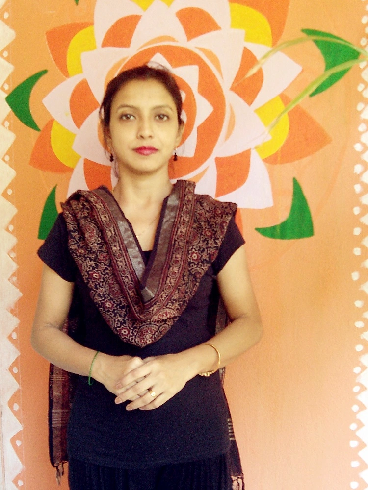 Shayara -Umber Brown Ajrakh-printed Linen Dupatta With Zari Border --Style signature Accessory.