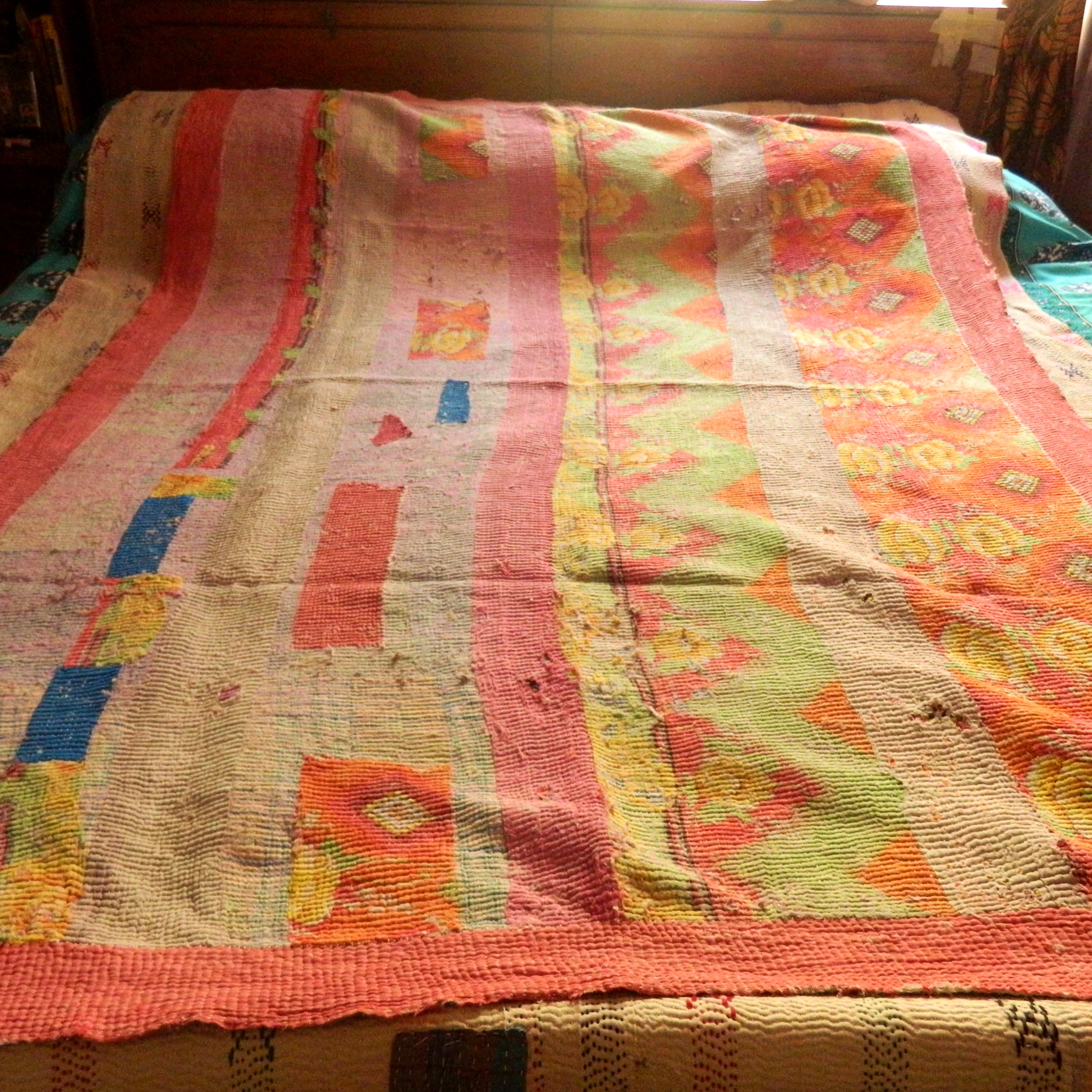 BOHEMIAN RHAPSODY  - Double Sided Floral Pattern Hand Stitch Kantha Quilt-[4 layers]