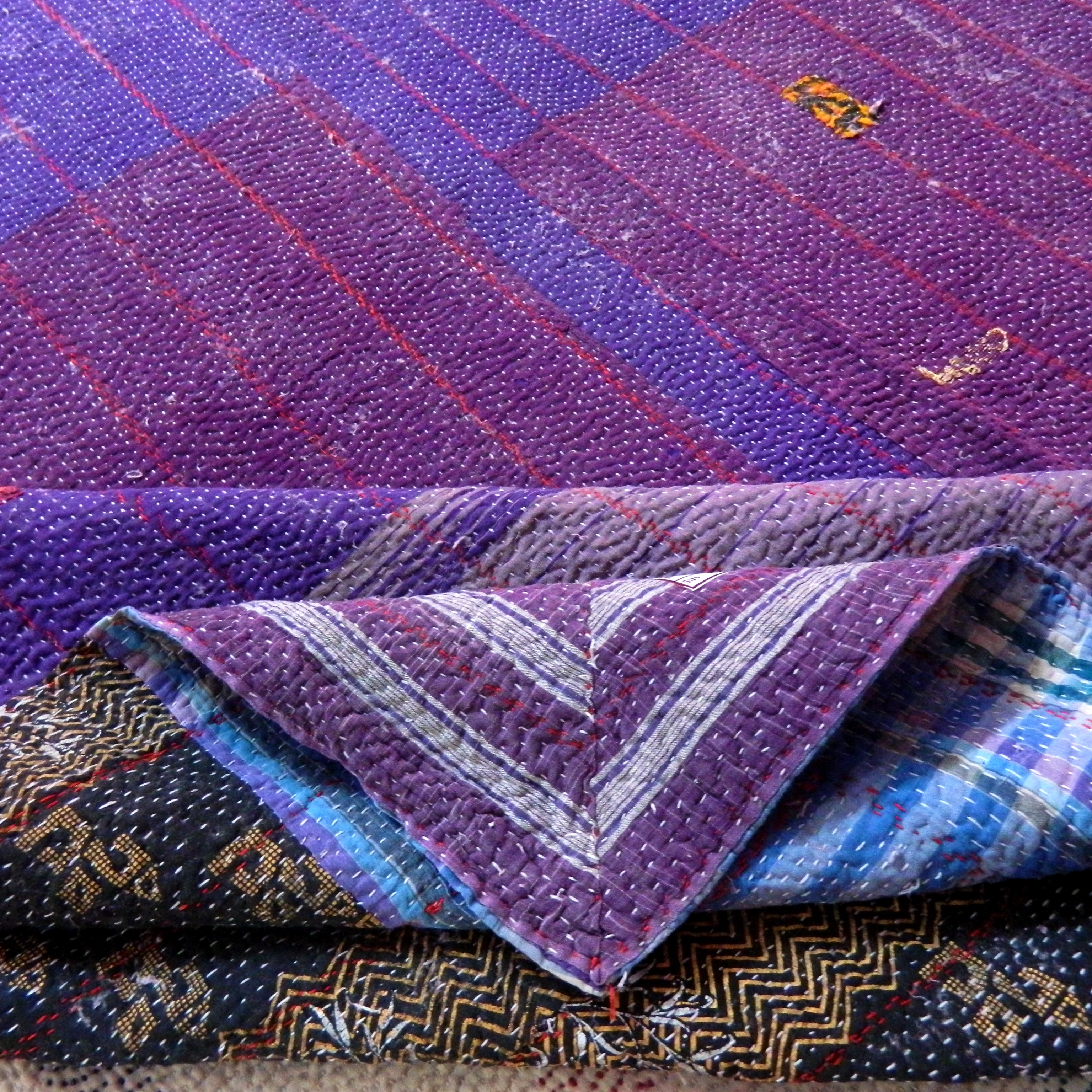 MOONLIT PATCH  - Reversible Double Sided Geometric Pattern Hand Stitched Kantha Quilt  -[5 Layers]