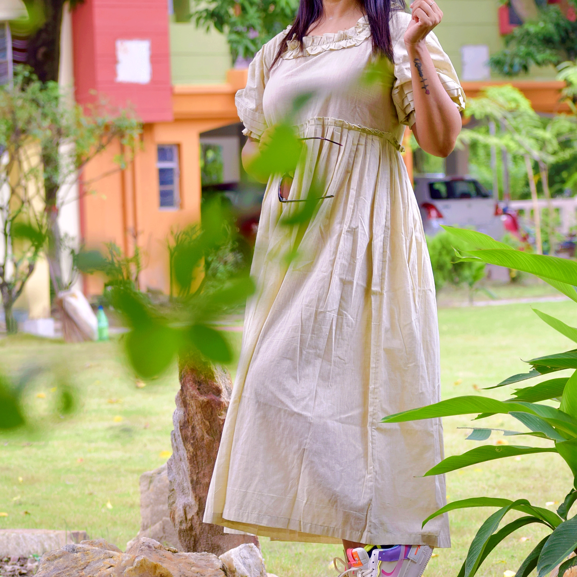 VICTORIAN MASQUERADE II - Solid Lace Up Side Ruffle Dress Puff-Sleeve Party Wear.