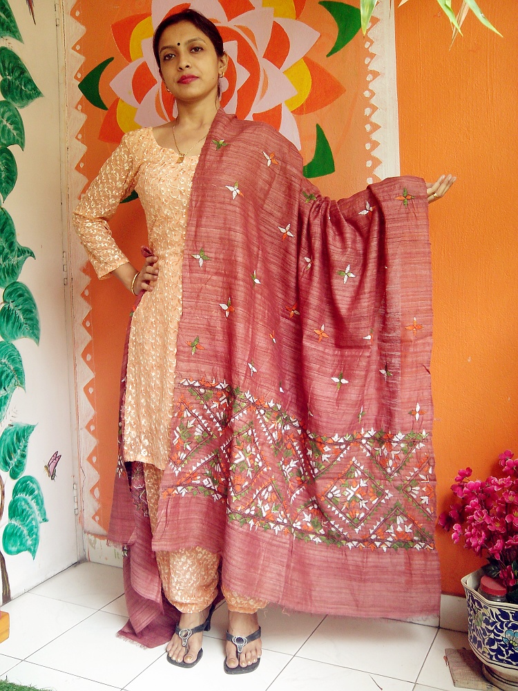 Brazen Pink - Bengal Nakshi Kantha Embroidered Tussar Gicha Silk Handloom Duppatta.