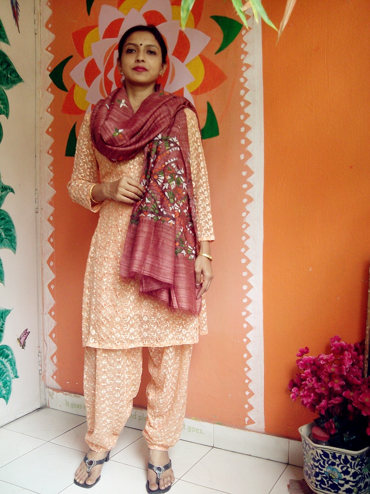 Brazen Pink - Bengal Nakshi Kantha Embroidered Tussar Gicha Silk Handloom Duppatta.