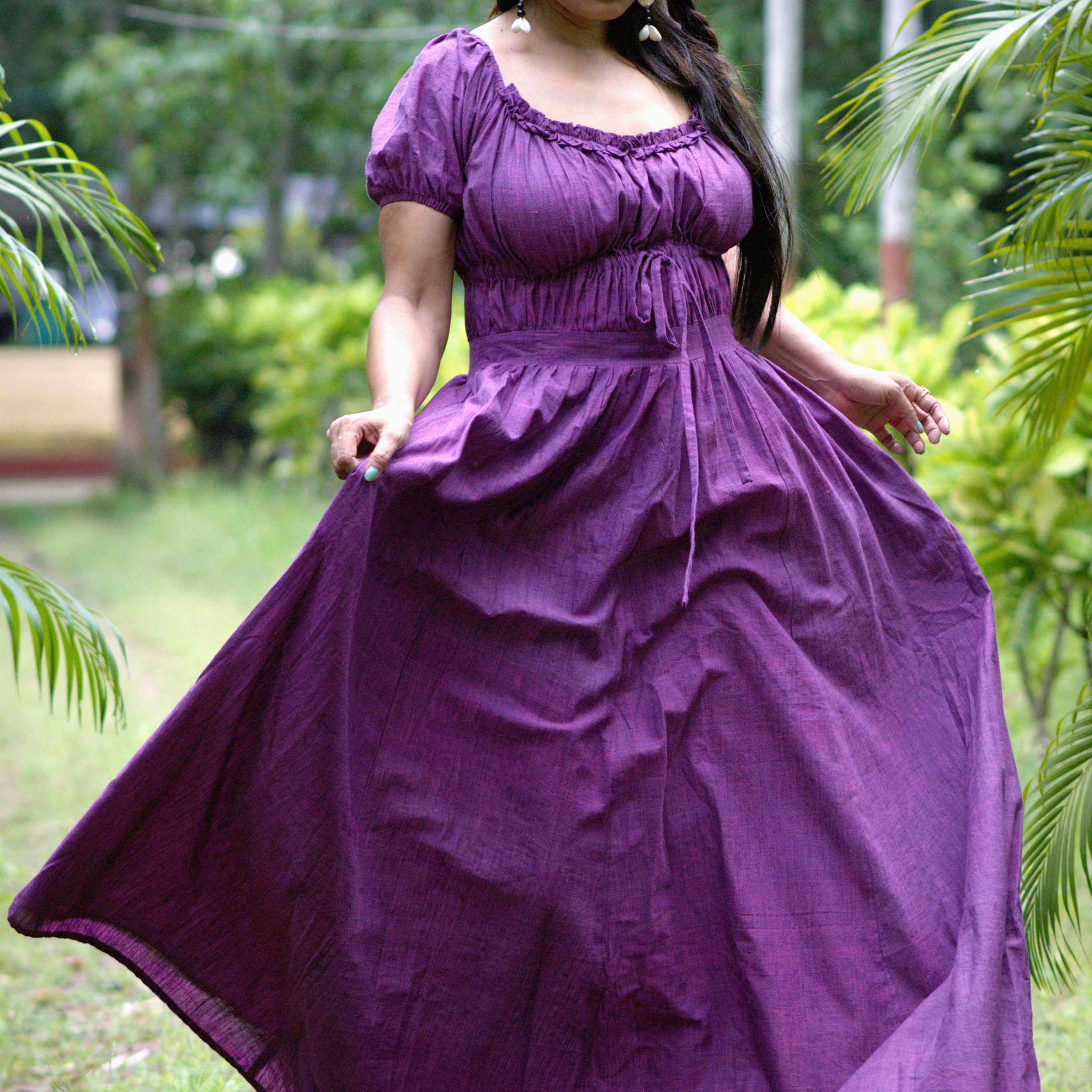 TIME'S EPILOGUE ~ Vintage themed Sweetheart Neck Puff Sleeve Drawstring Ruffle Long Dress In Deep Violet.
