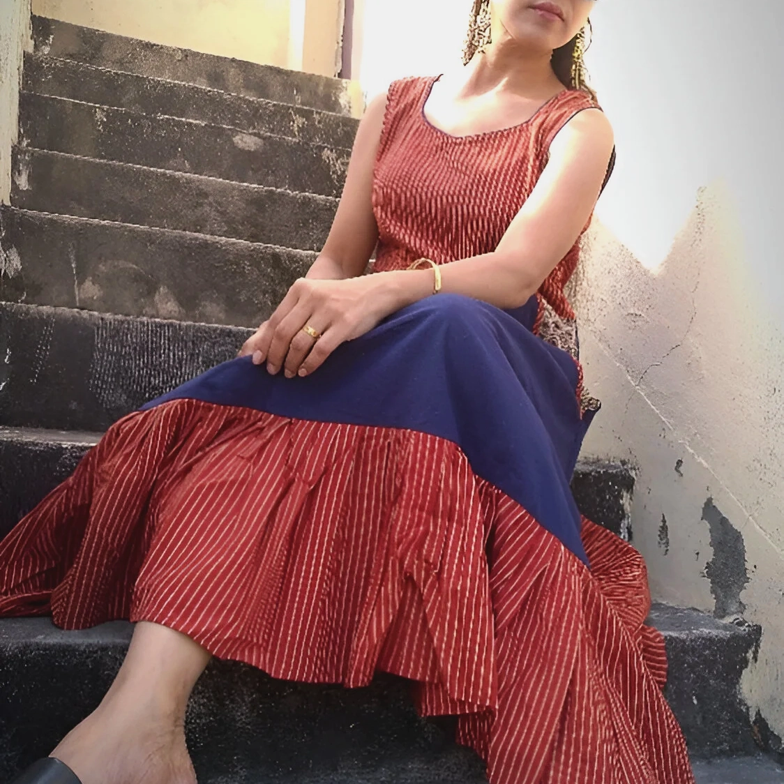 ZARANJ- Slim fit, Sleeveless One-Piece Free Flow Frilled A Line Dress with side pockets and round Neck