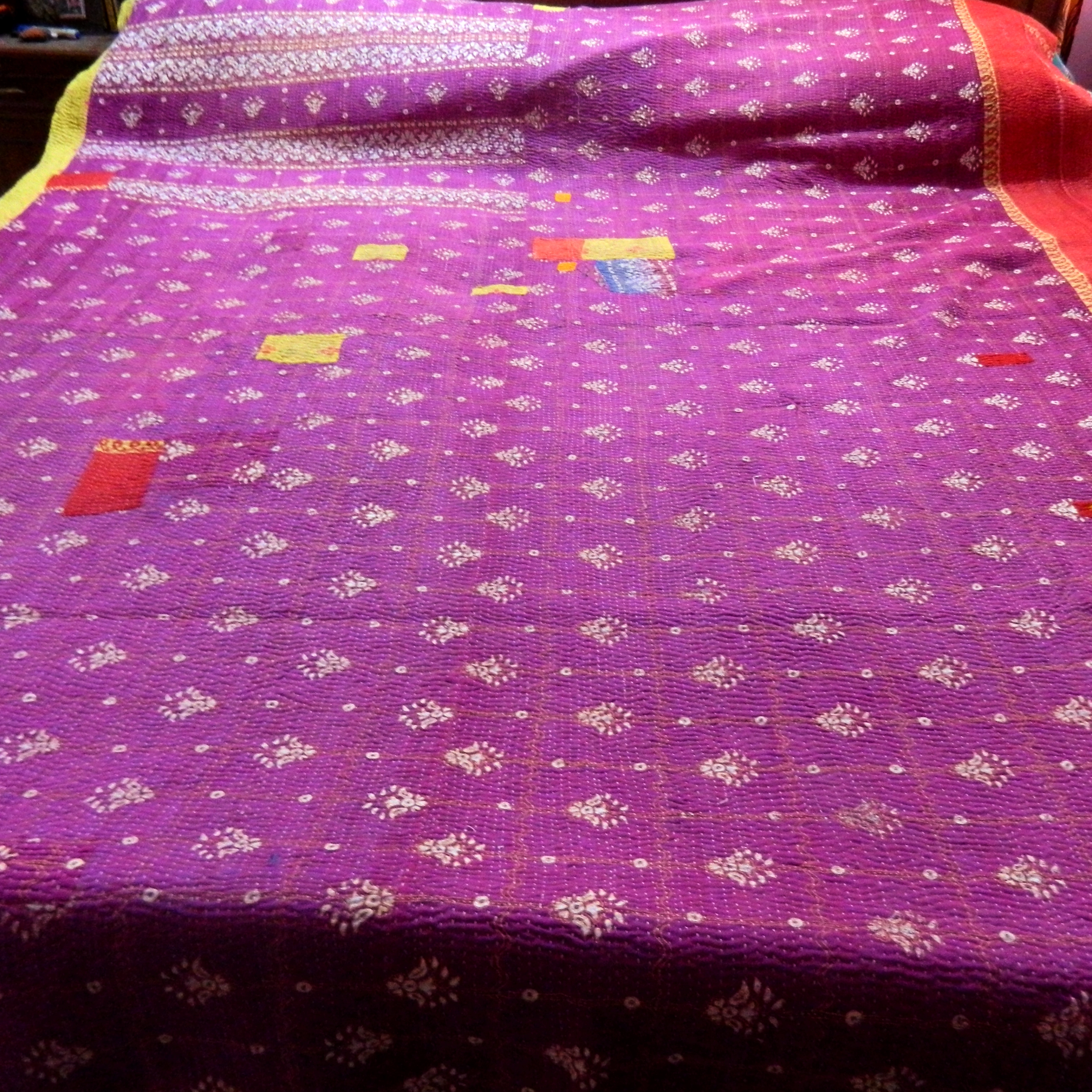 CUDDLE UP - Reversible Double Sided Geometric Pattern Hand Stitched Kantha Quilt.-[4 Layers]