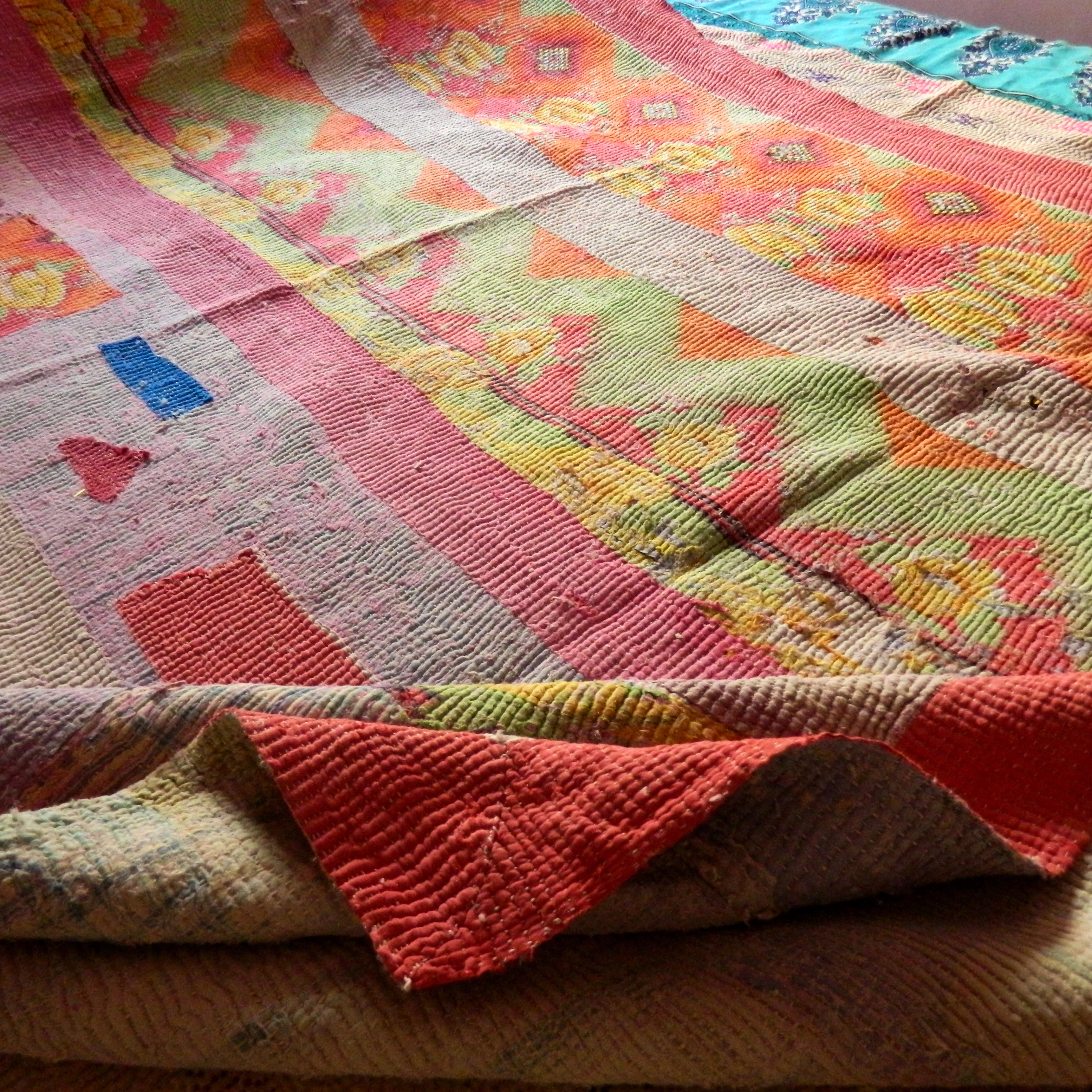 BOHEMIAN RHAPSODY  - Double Sided Floral Pattern Hand Stitch Kantha Quilt-[4 layers]