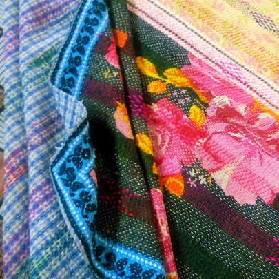 FLORAL FANTASY  - Reversible Floral Pattern Hand Stitch Kantha Quilt /Throw -[6 Layers]