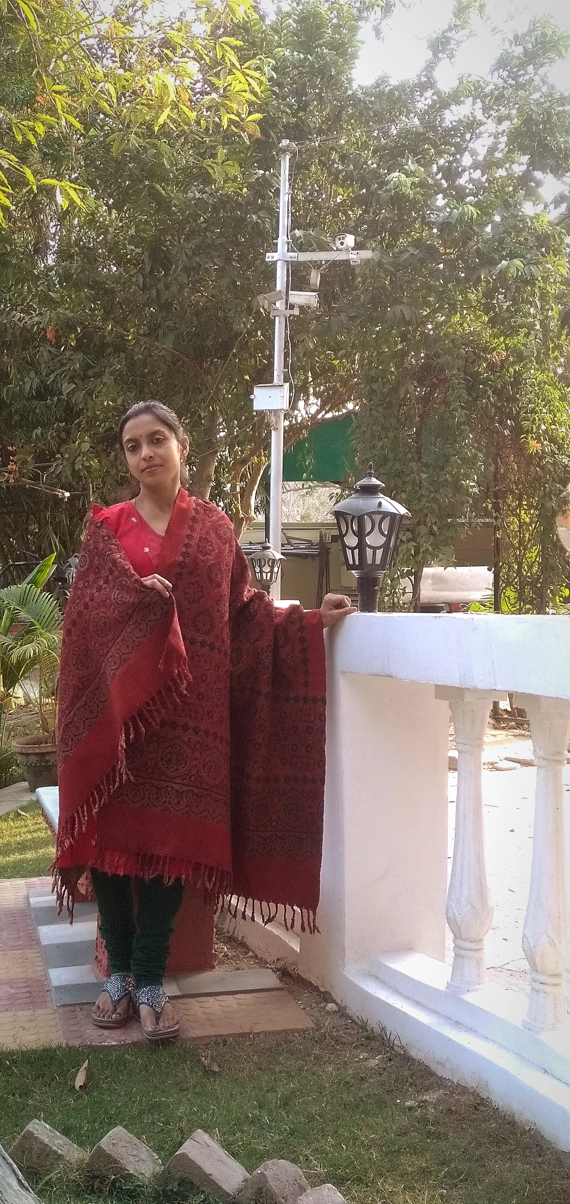 Mayra - Ajrakh-Printed Premium HandWoven Khadar Cotton Shawls -Mazentine Red