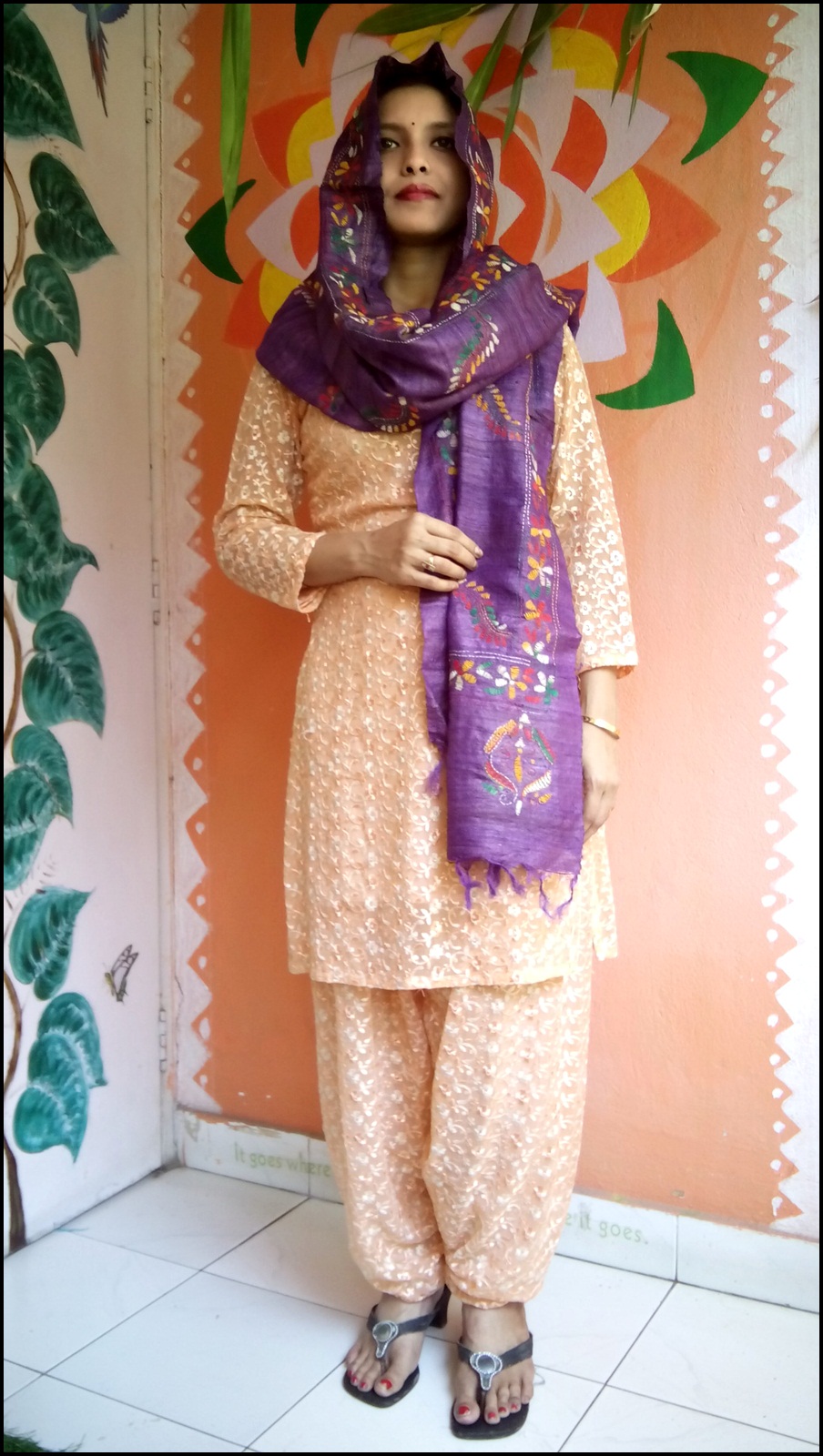 Sepia Violet - Bengal Nakshi Kantha Embroidered Tussar Gicha Silk Handloom Duppatta.