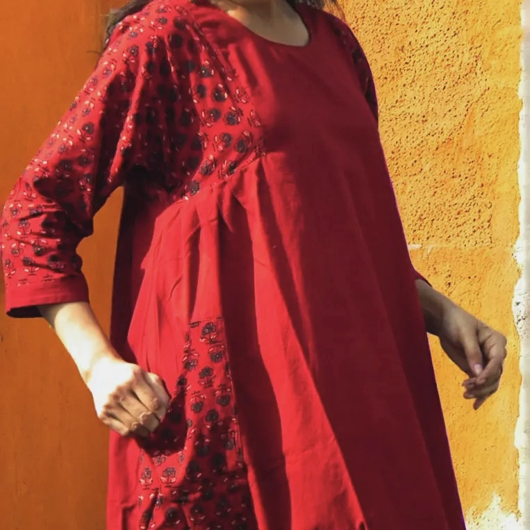 ZENICA - Casual fit, A Line One-Piece Free Flow Dress .