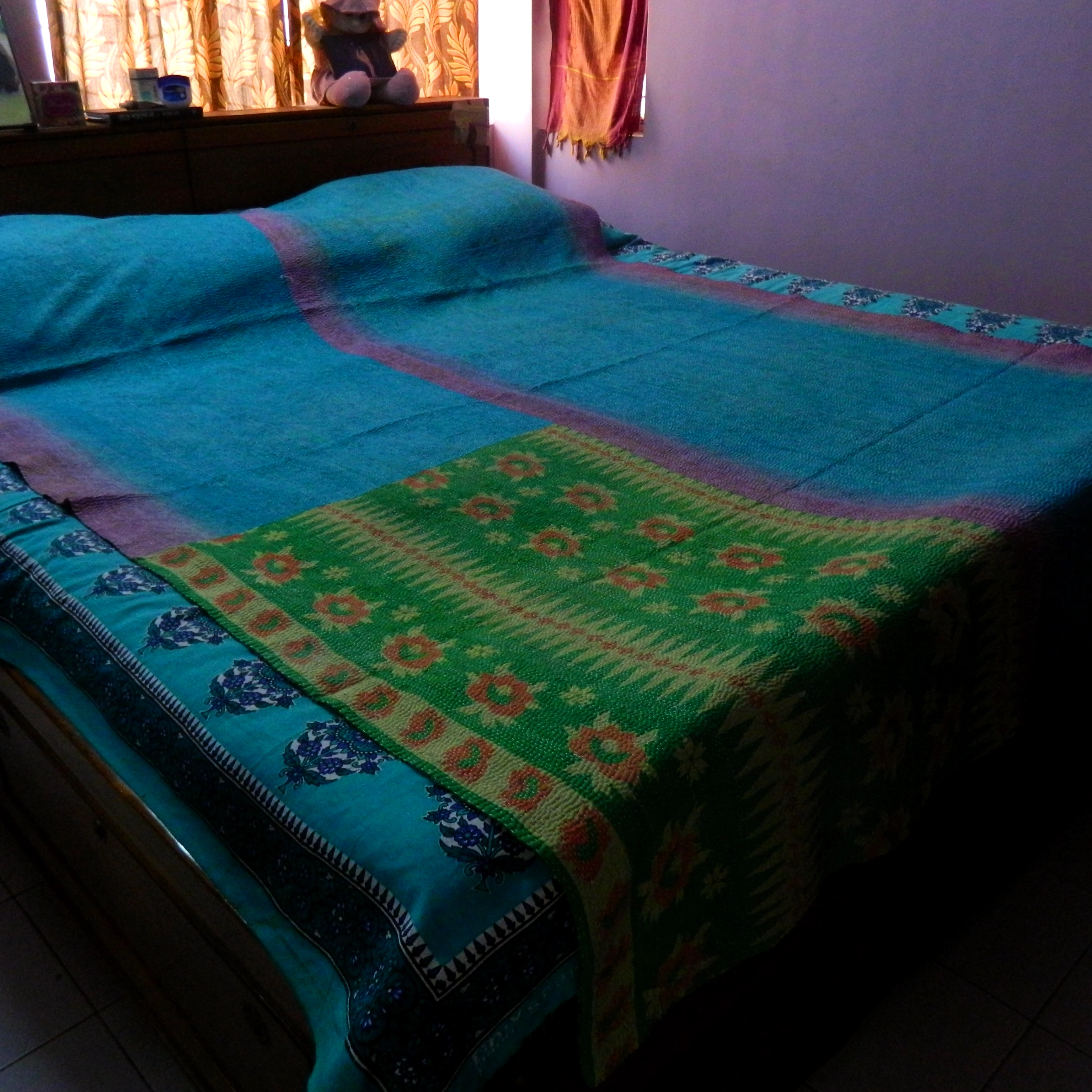 BENGAL BLOOM  - Reversible Double Sided Floral Pattern Hand Stitched Kantha Quilt /Throw