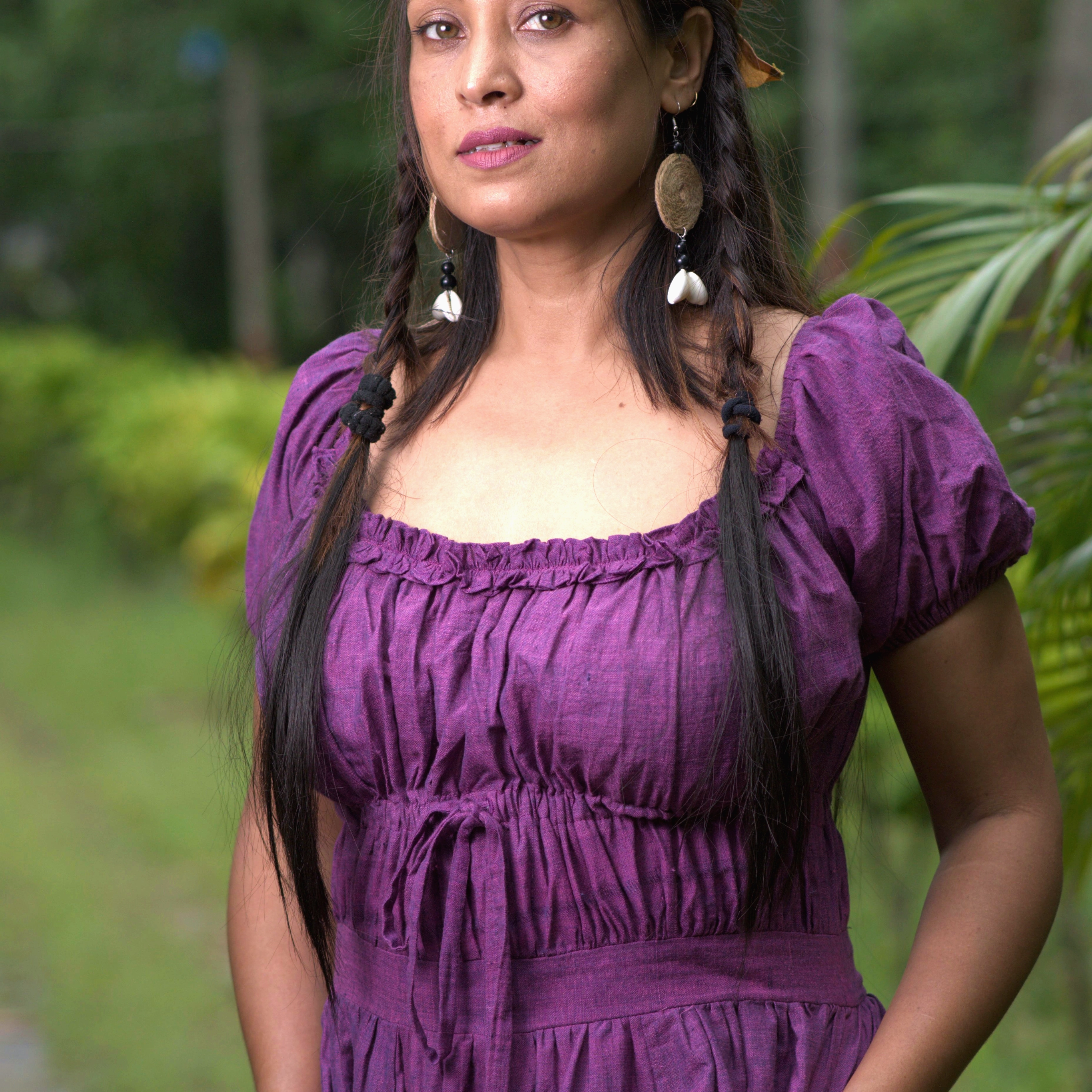 TIME'S EPILOGUE  ~ Vintage themed Sweetheart Neck Puff Sleeve Drawstring Ruffle Long Dress In Deep Violet.