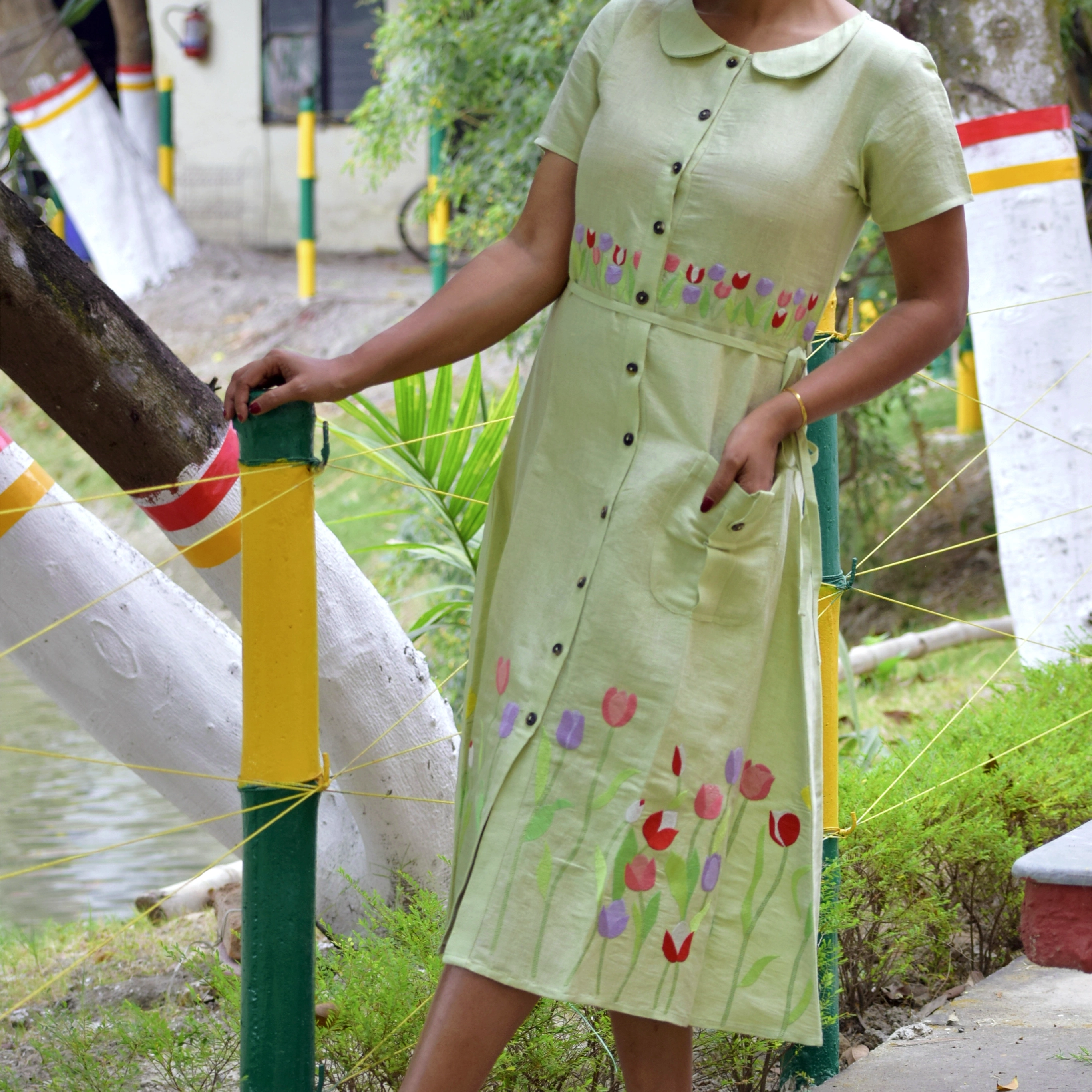 MARRAKECH - Smart fit, A Line One-Piece Frock Slim Dress with Short Sleeve and Peter-pan Collar.