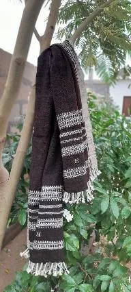 Dunes of Time - Warmth of Desert.l Bhujodi Handwoven Desi Sheep Wool Shawl - Bark Brown