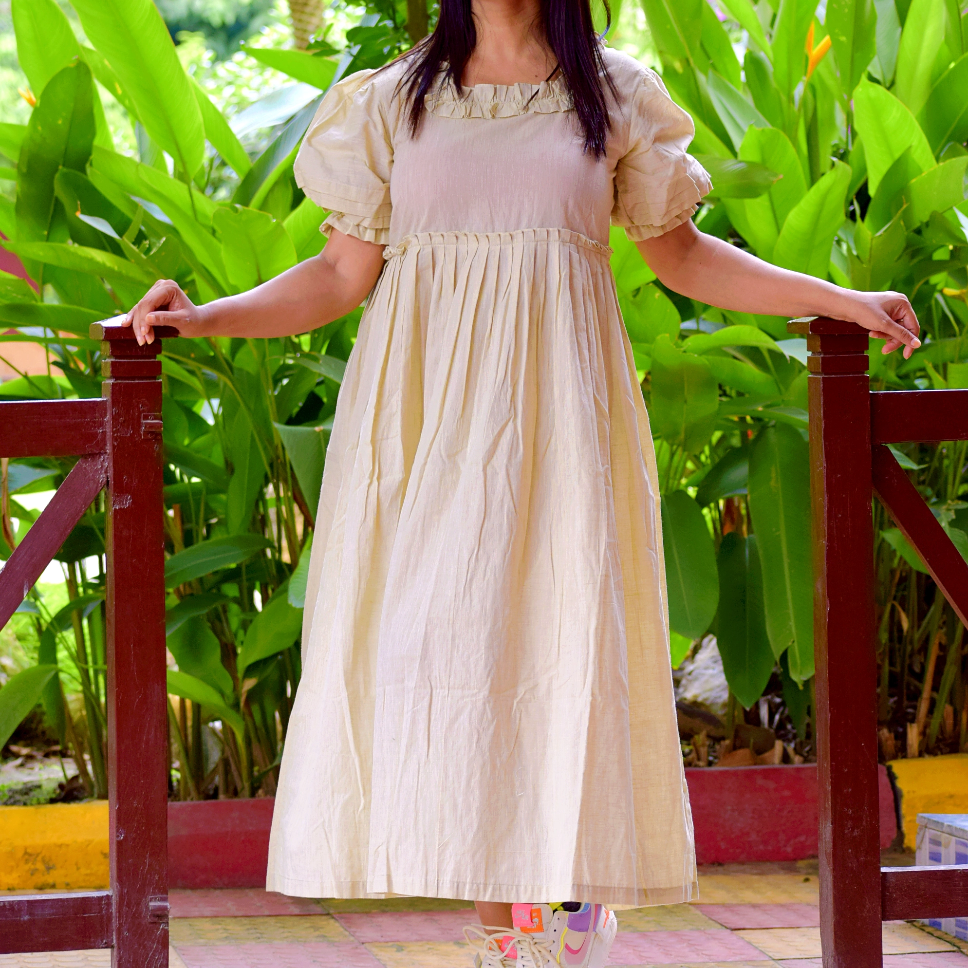 VICTORIAN MASQUERADE II - Solid Lace Up Side Ruffle Dress Puff-Sleeve Party Wear.