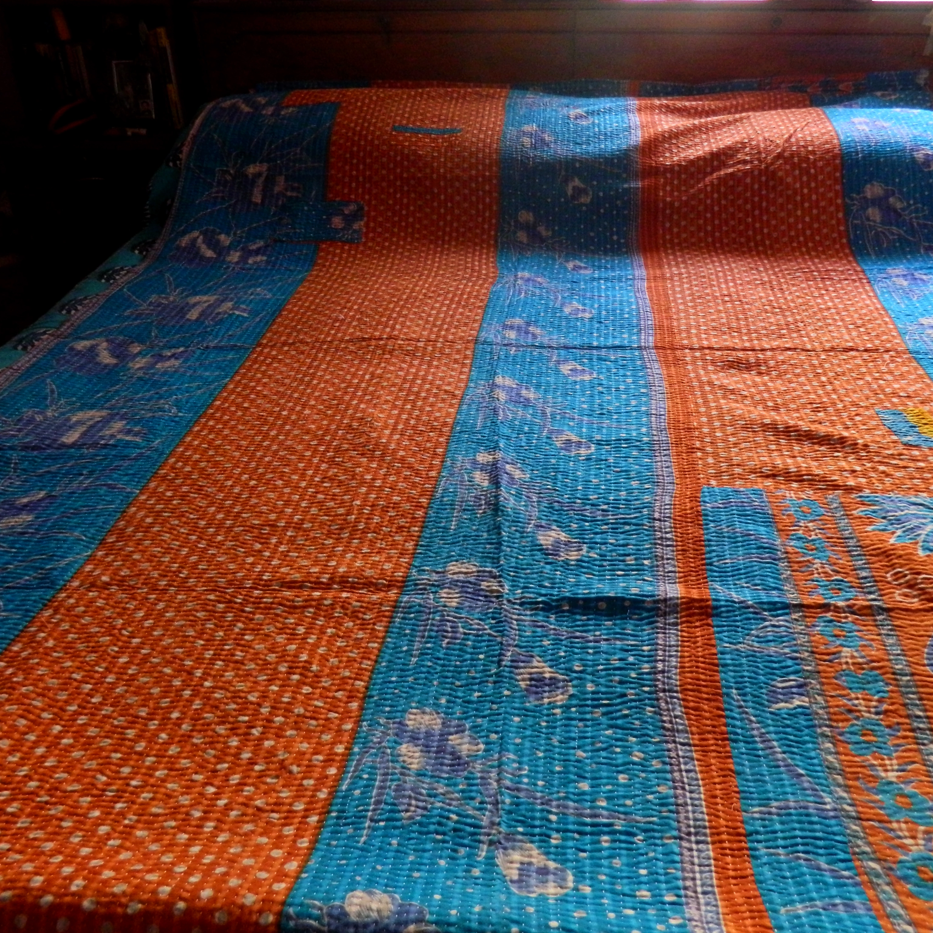 STITCHED LOVE  - Double sided Floral Pattern Hand Stitch Kantha Quilt -[4 layers]