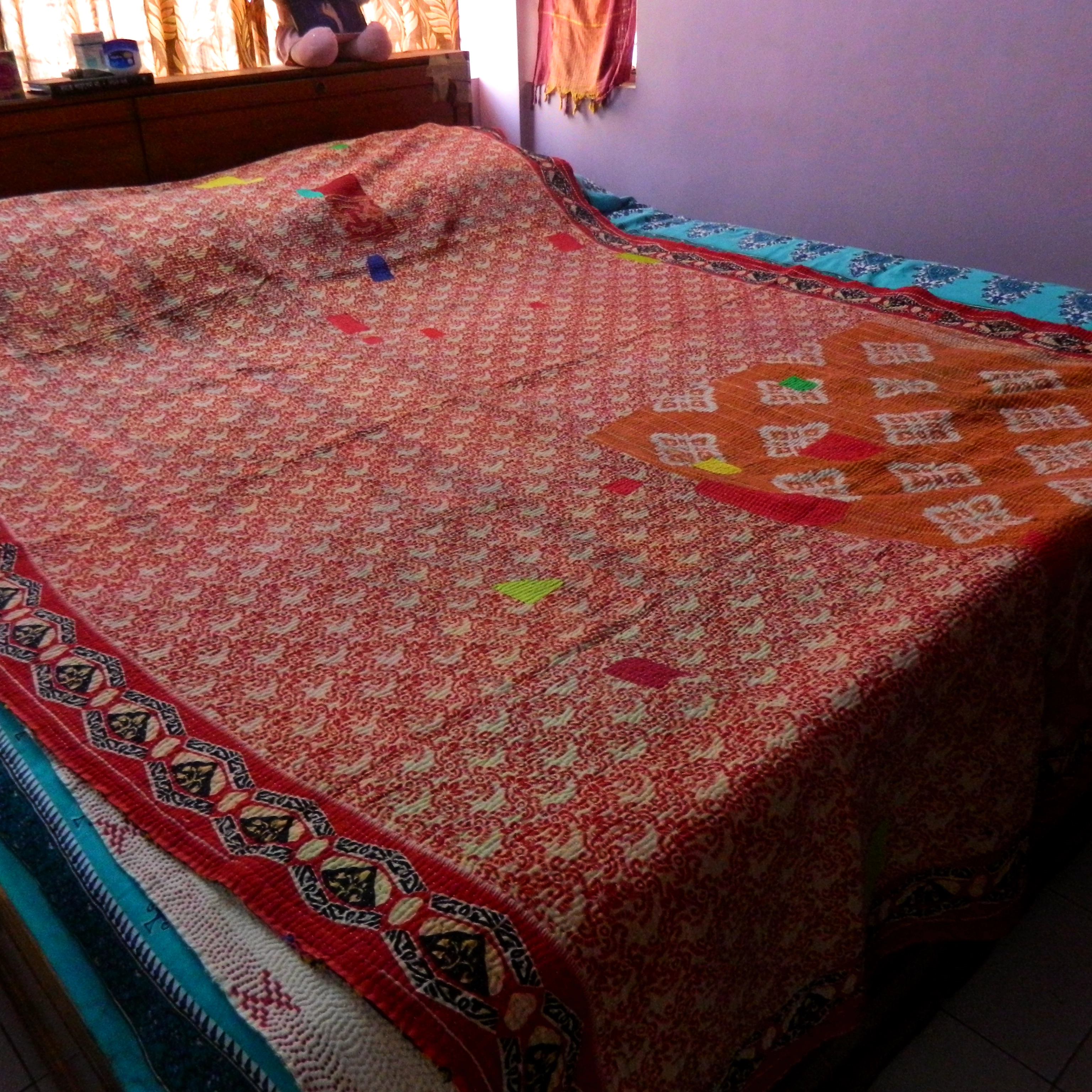 LOVE WRAPPED - Reversible Double Sided Floral Pattern Hand Stitched Kantha Quilt-[4 Layers]