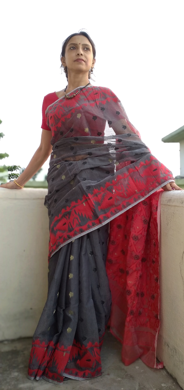 SANDHYA- Premium HandWovenQuality Muslin Cotton Jamdani Saree in Ice Blue tone with off White Thread & Zari Work.