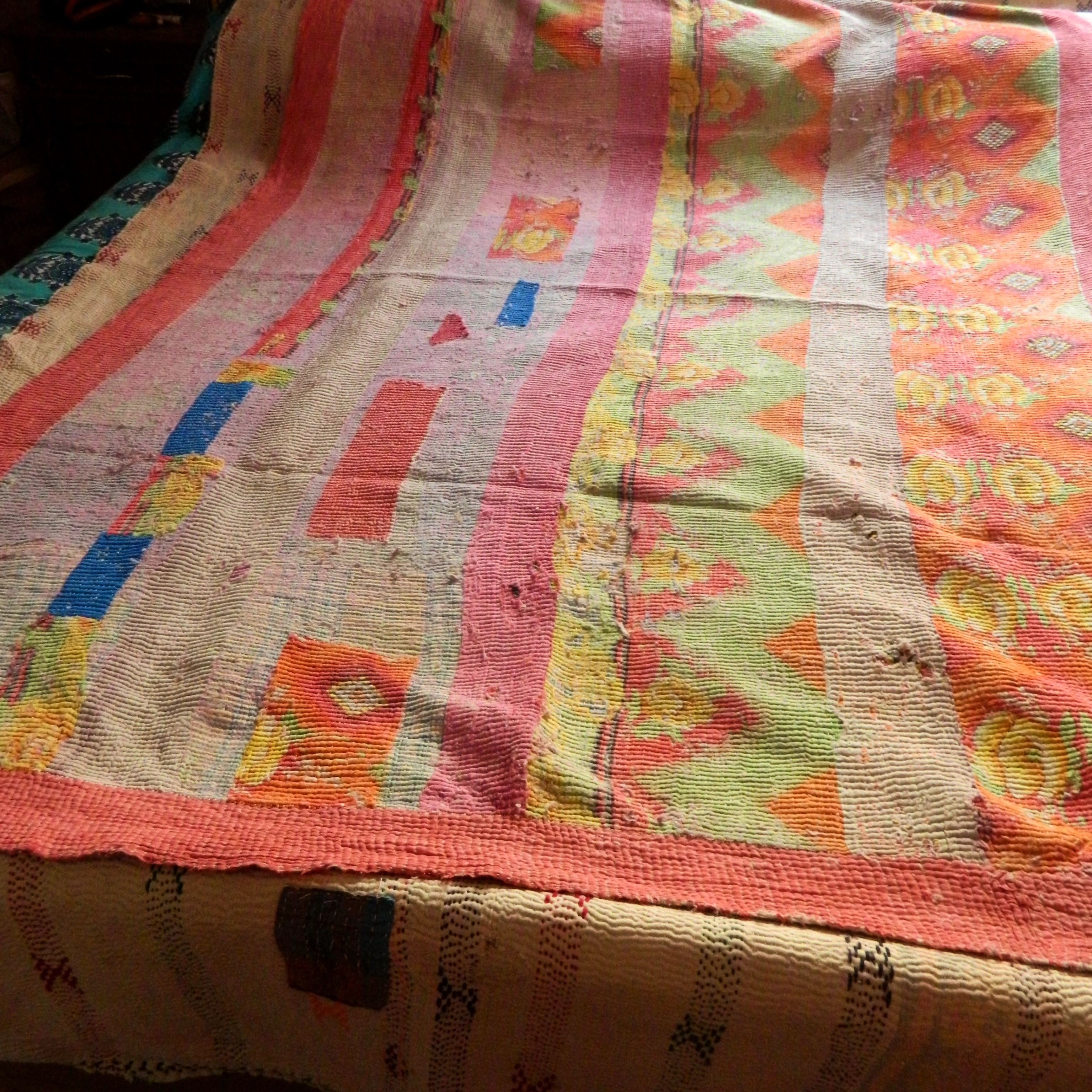 BOHEMIAN RHAPSODY  - Double Sided Floral Pattern Hand Stitch Kantha Quilt-[4 layers]