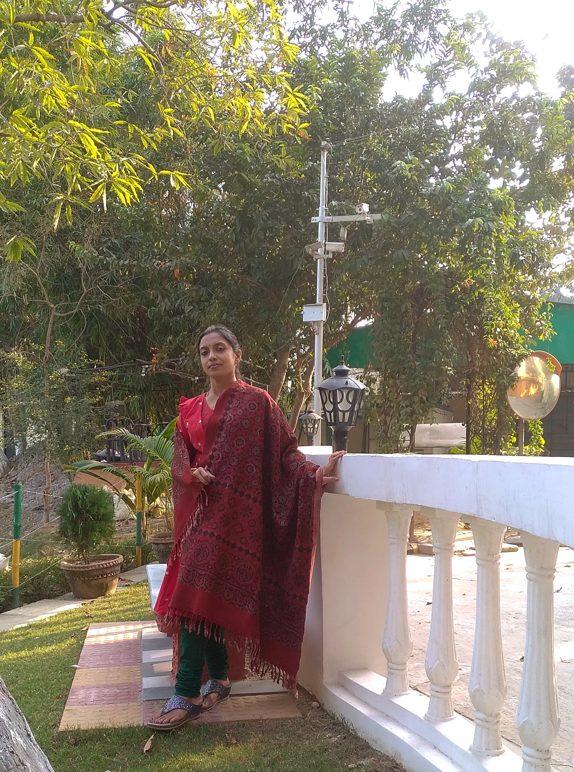 Shayari - Ajrakh-Printed Premium HandWoven Khadar Cotton Shawls - Matt Madder Red