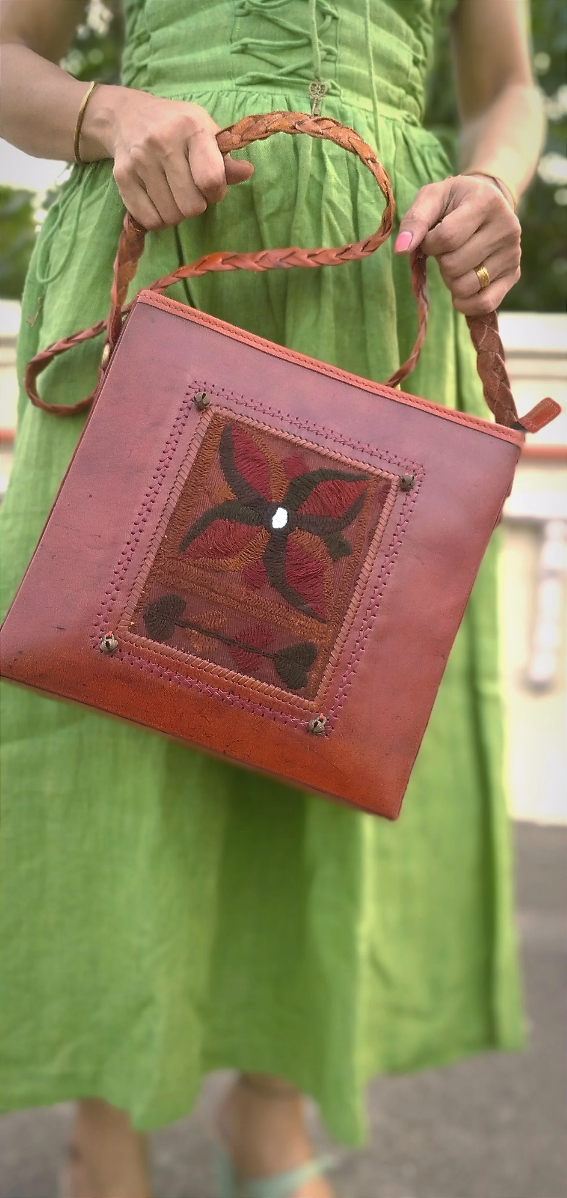 REGALIA – Cruelty Free Hand Crafted Hand Stitched and Embroidered Designer HandBag