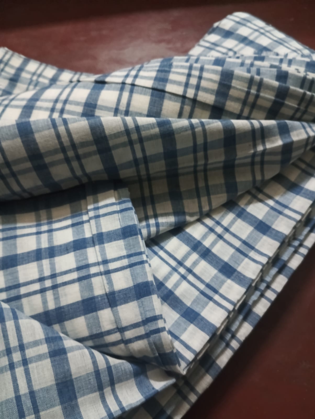 Natural Indigo Dyed 24/20 ST Cotton Hand-Woven regular Square Checked Fabric..