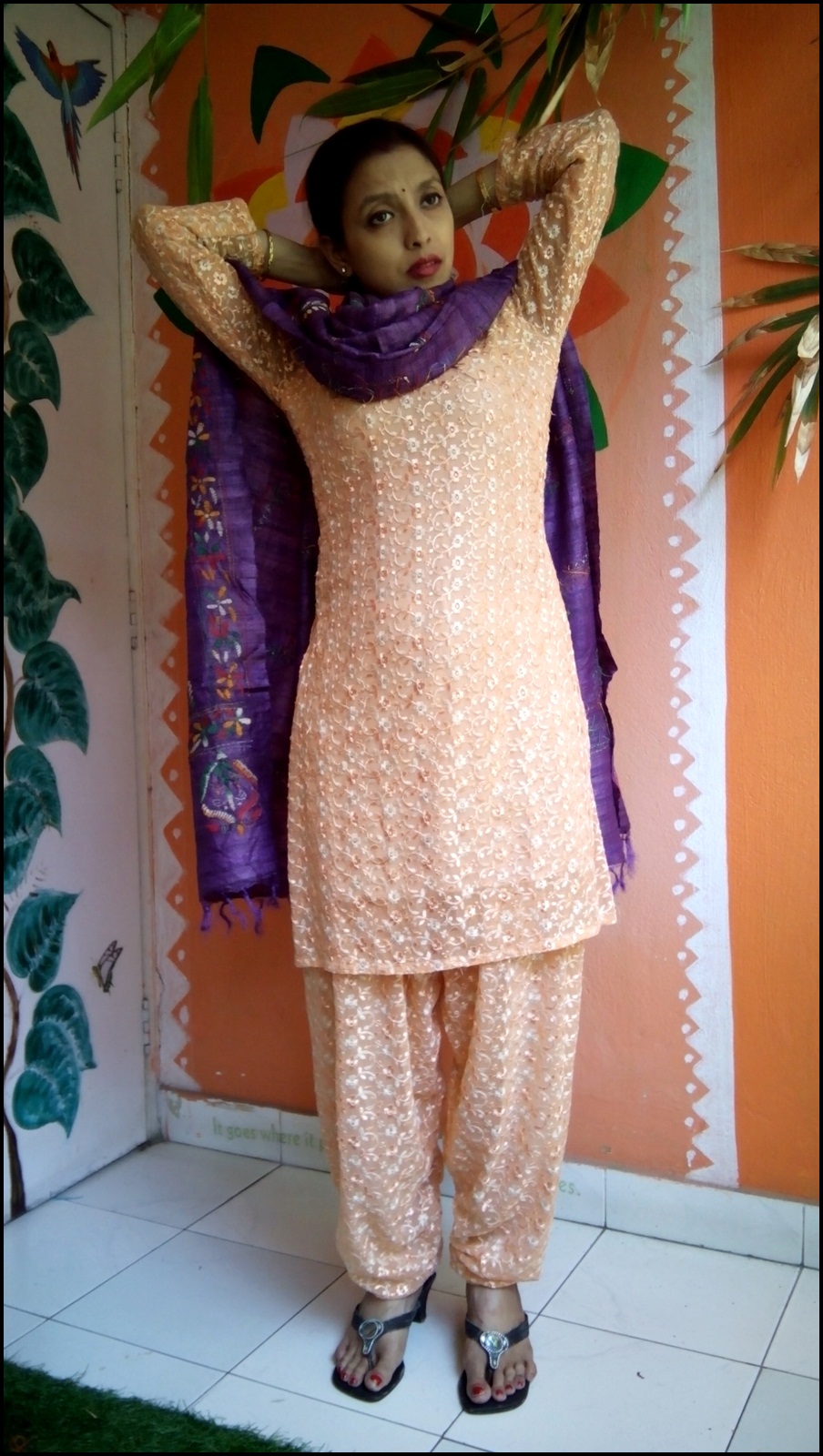 Sepia Violet - Bengal Nakshi Kantha Embroidered Tussar Gicha Silk Handloom Duppatta.
