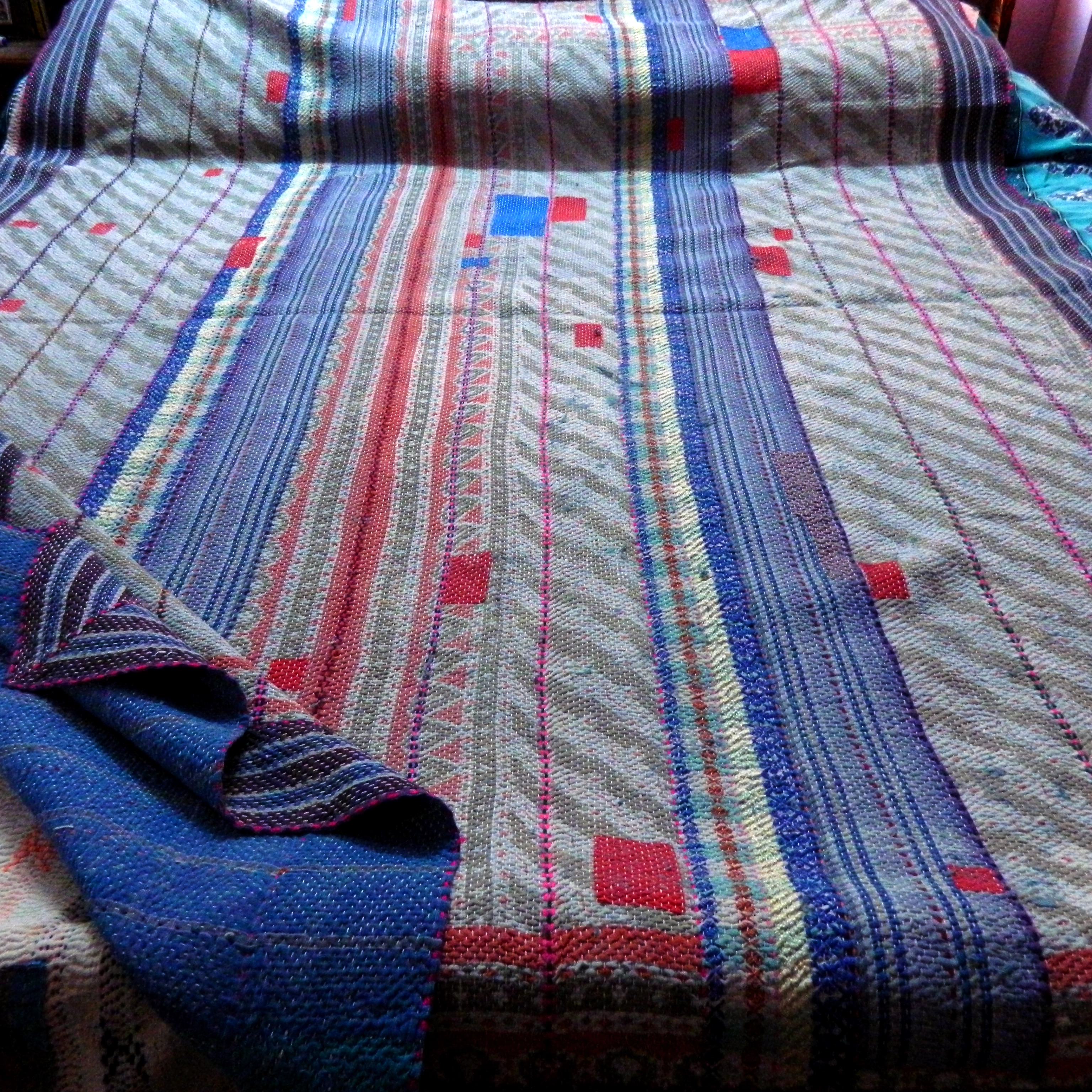 TRANQUILITY - Reversible Double Sided  Symetry Pattern Hand Stitched Kantha Quilt-[6 Layers]