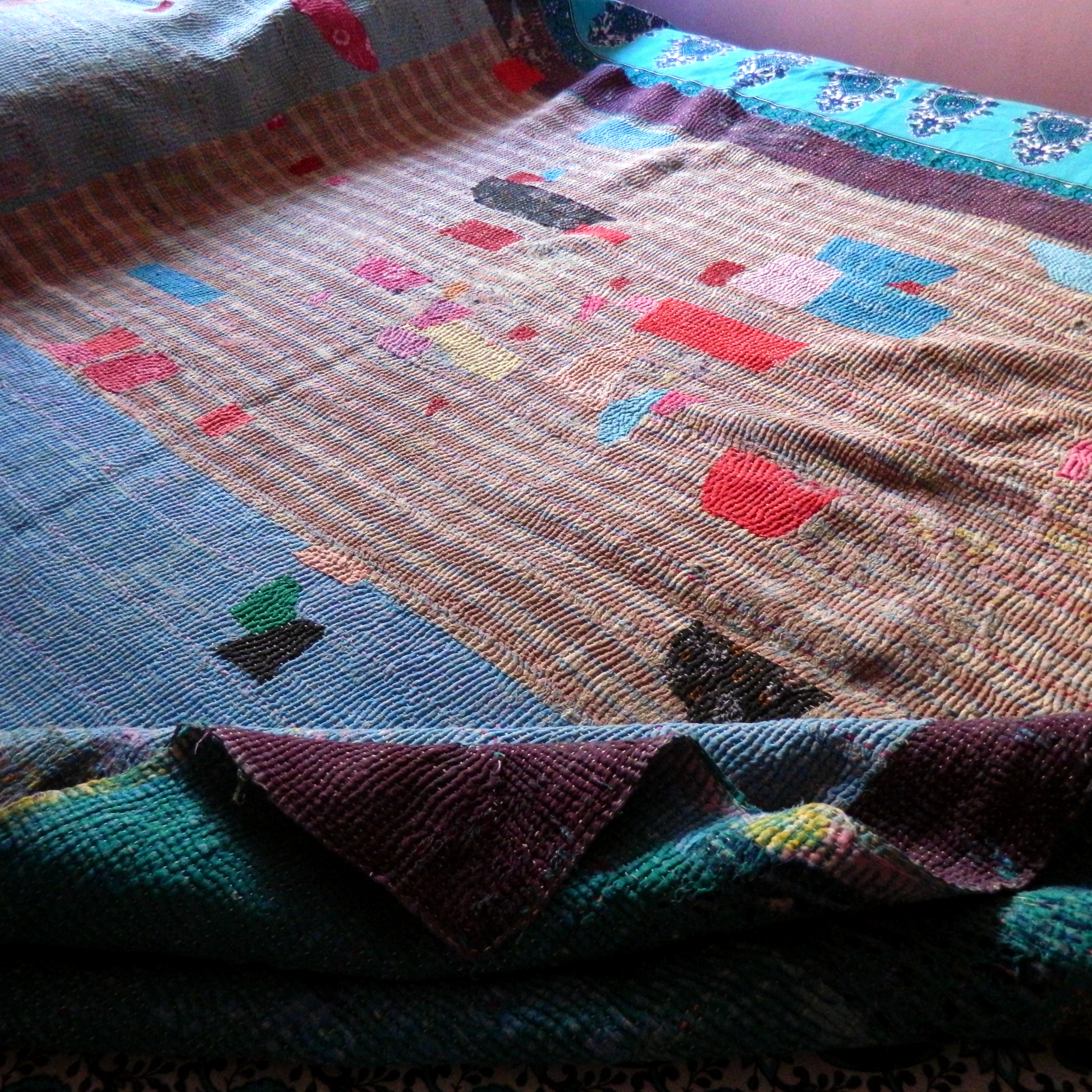  MEDITERRANEAN NIGHTS - Thick Reversible Geometric Pattern Hand Stitch Kantha Quilt  -[6 Layers]