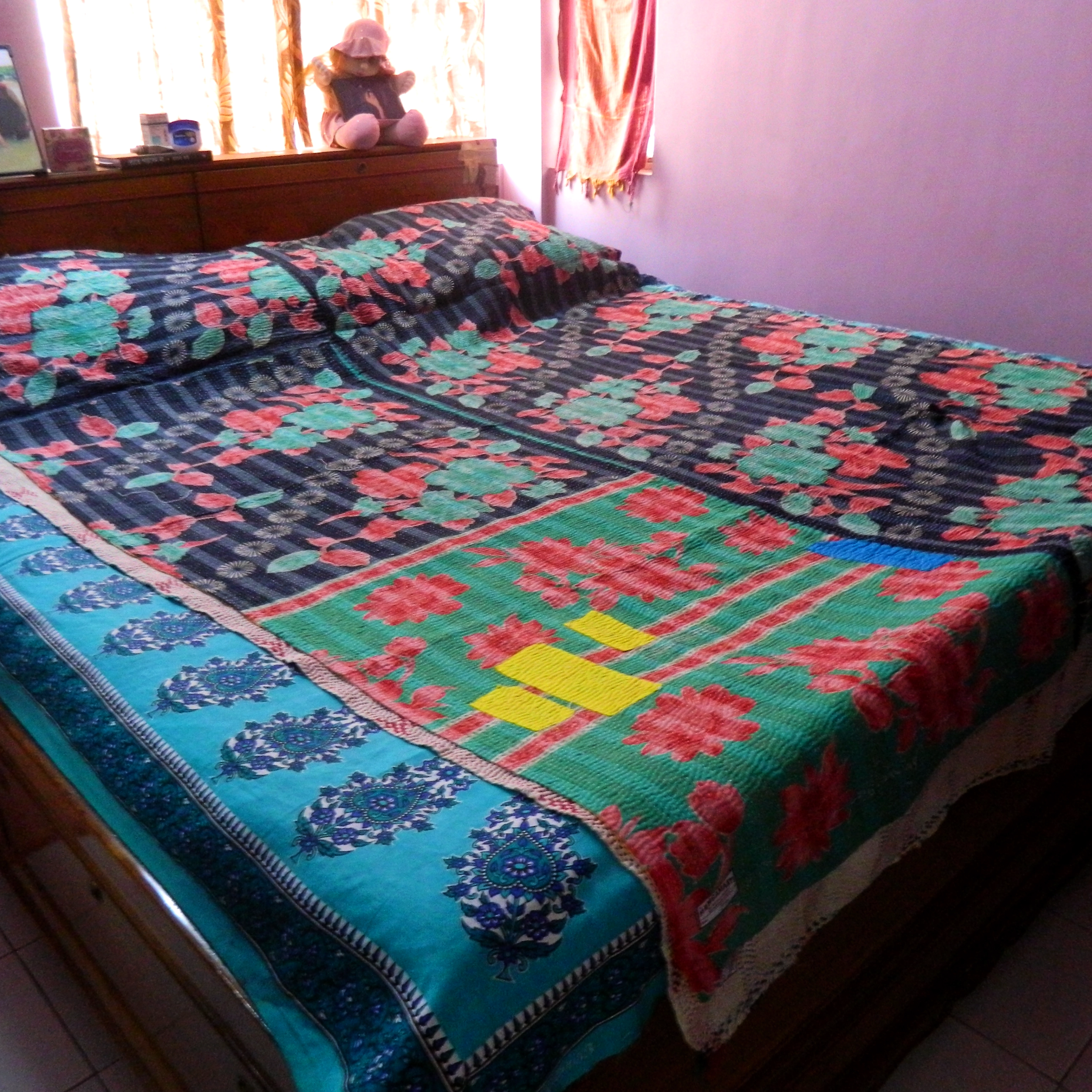 FLORAL FUSION  - Reversible Double sided Floral Pattern Hand Stitched Kantha Quilt-[4 Layers]