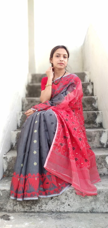 SANDHYA- Premium HandWovenQuality Muslin Cotton Jamdani Saree in Ice Blue tone with off White Thread & Zari Work.