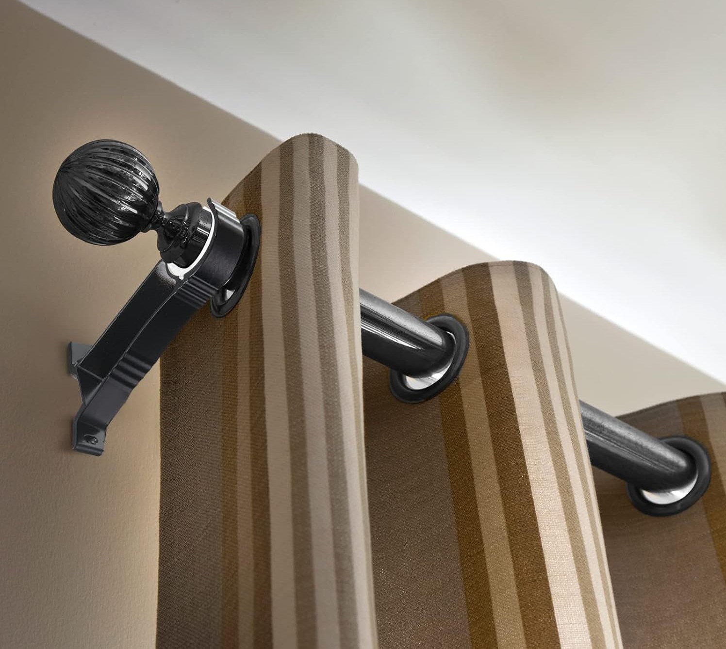 Decorative Curtain Rod Set