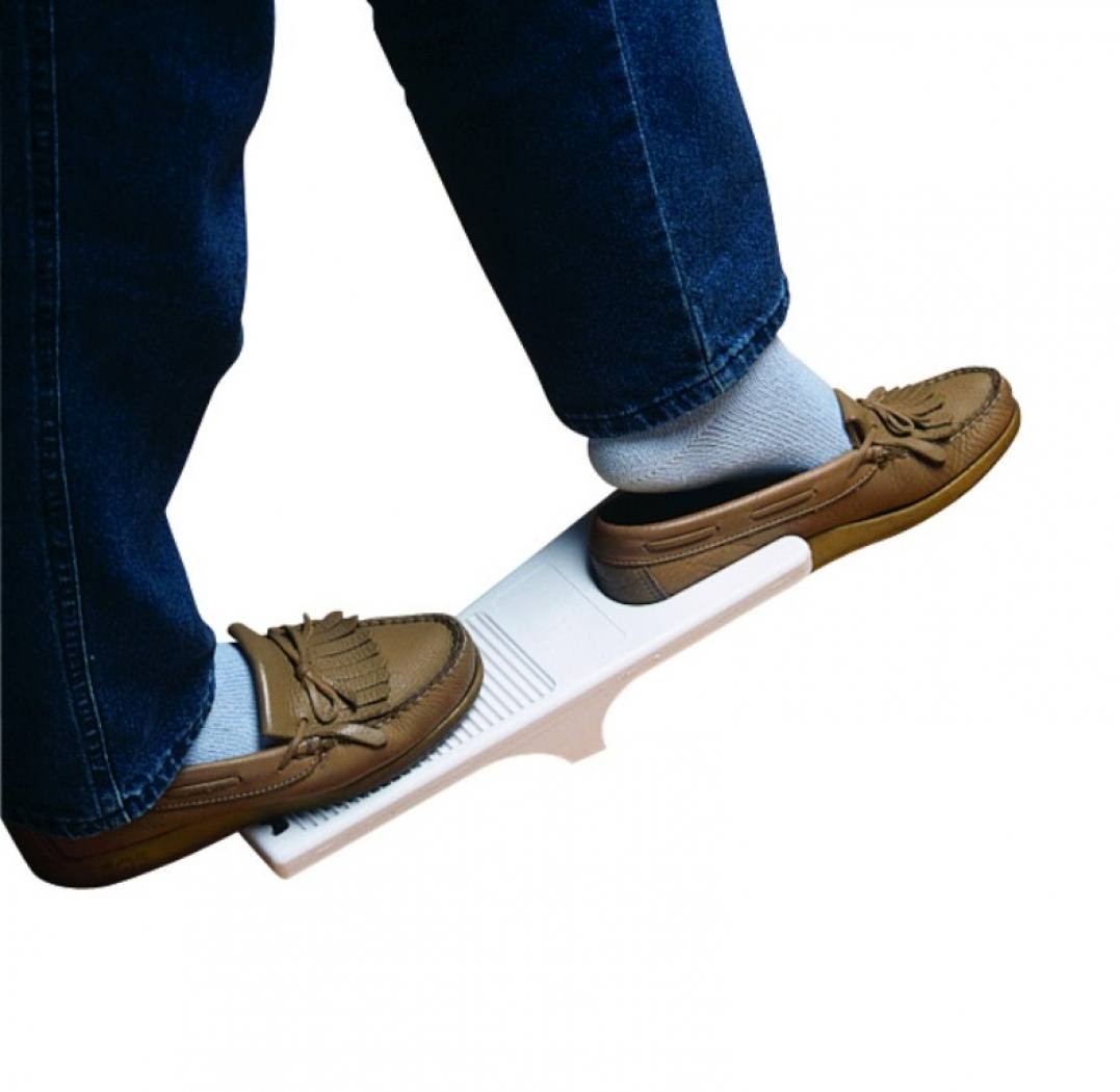 Shoe removal aid