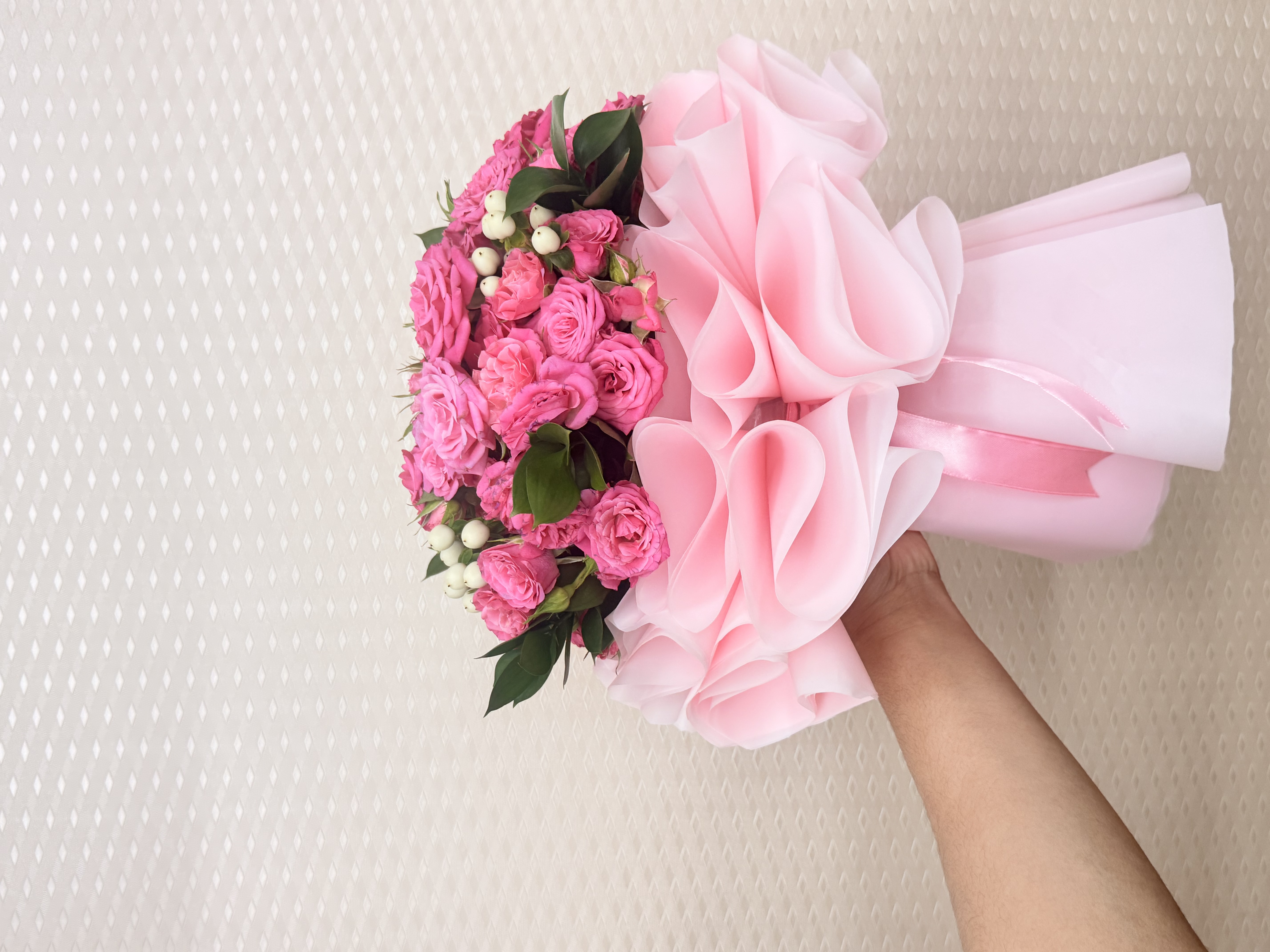  Rosy Delight Hand Bouquet