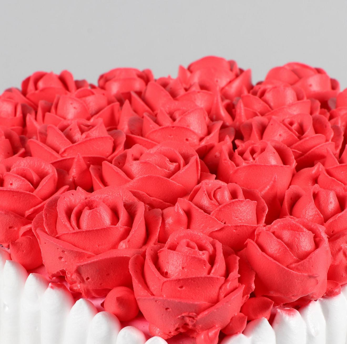 Heart-Shaped Rose Cake