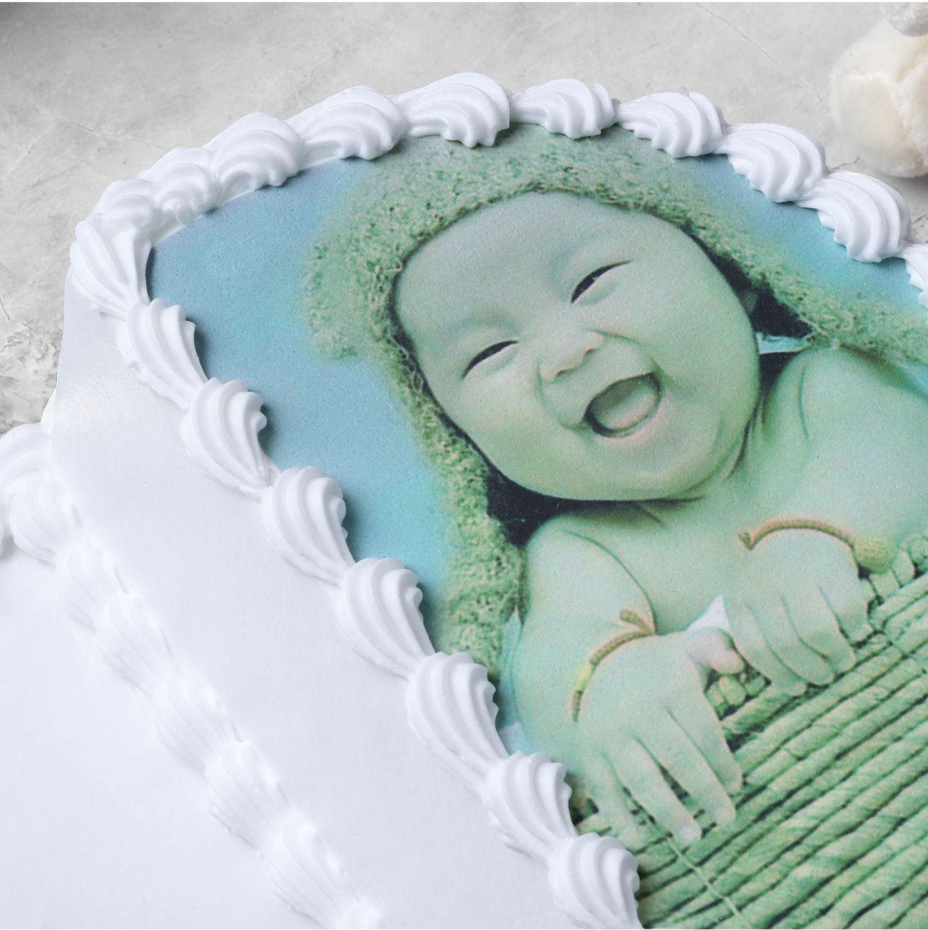 Smiley Cartoon Cream Cake