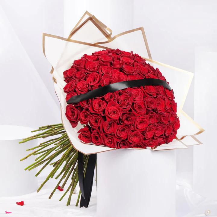 Grand Red Rose Bouquet