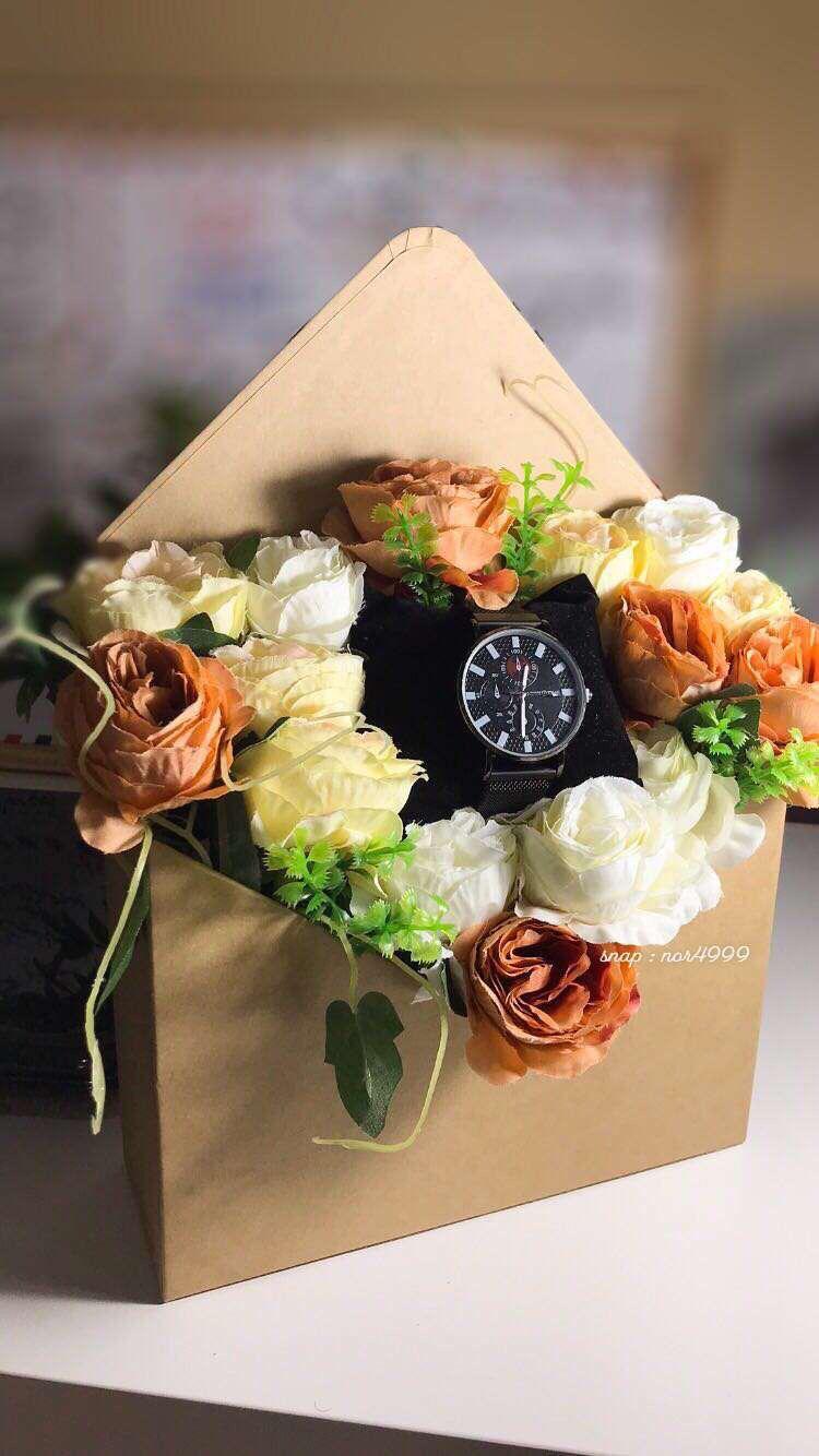 ⌚ Amber Bloom Watch Envelope