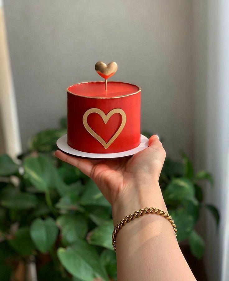 Red & Gold Heart Cake