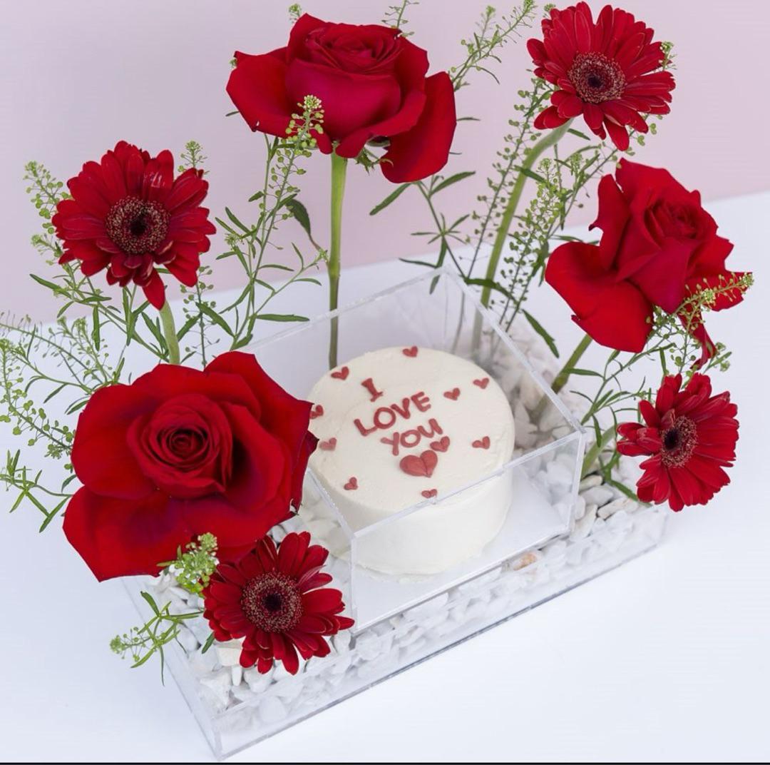 Love Blooms Gift Box