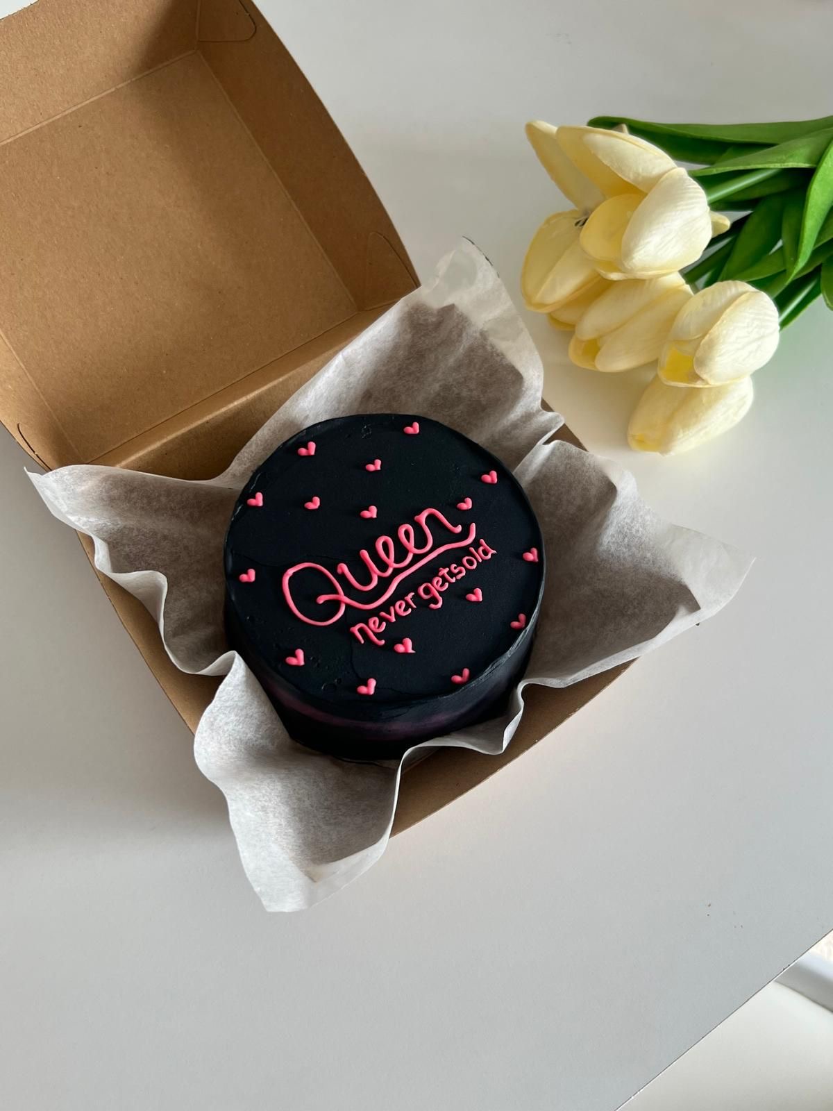 💖 Playful & Sassy Vibe  Mini Sass Cake 