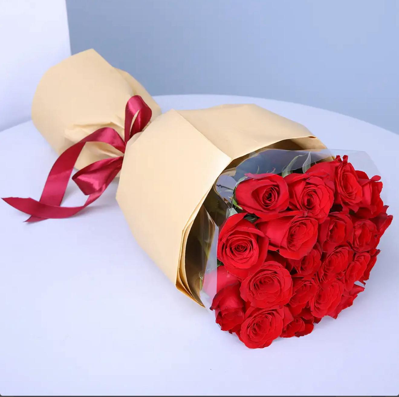 🌹 Classic Red Rose Bouquet