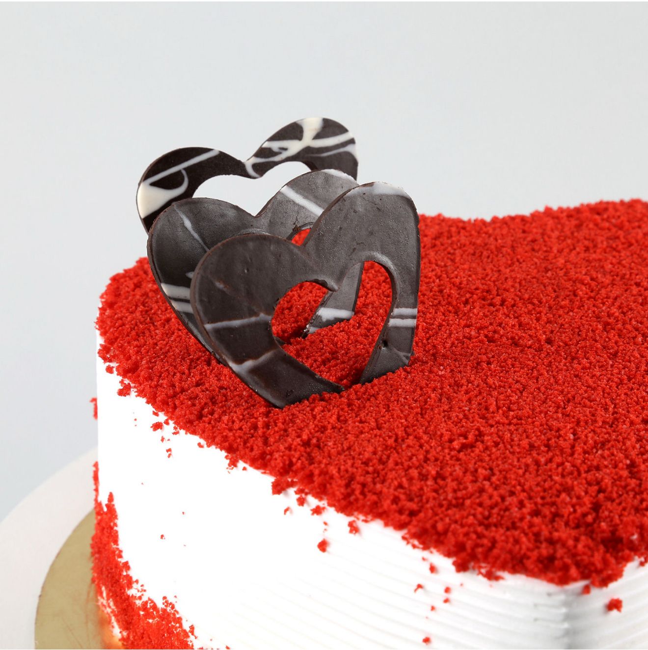 Romantic Red Velvet Heart Cake – A Sweet Gesture of Love