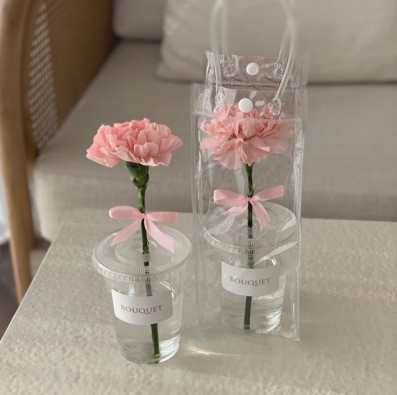 🌸 Single Carnation Cup Arrangement