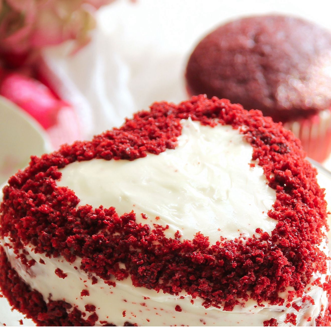 ❤️ Heart-Shaped Red Velvet Cake – A Romantic Indulgence