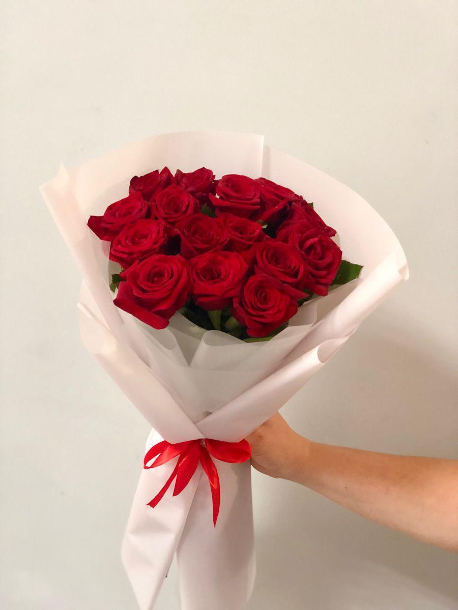 Classic Romance Red Roses