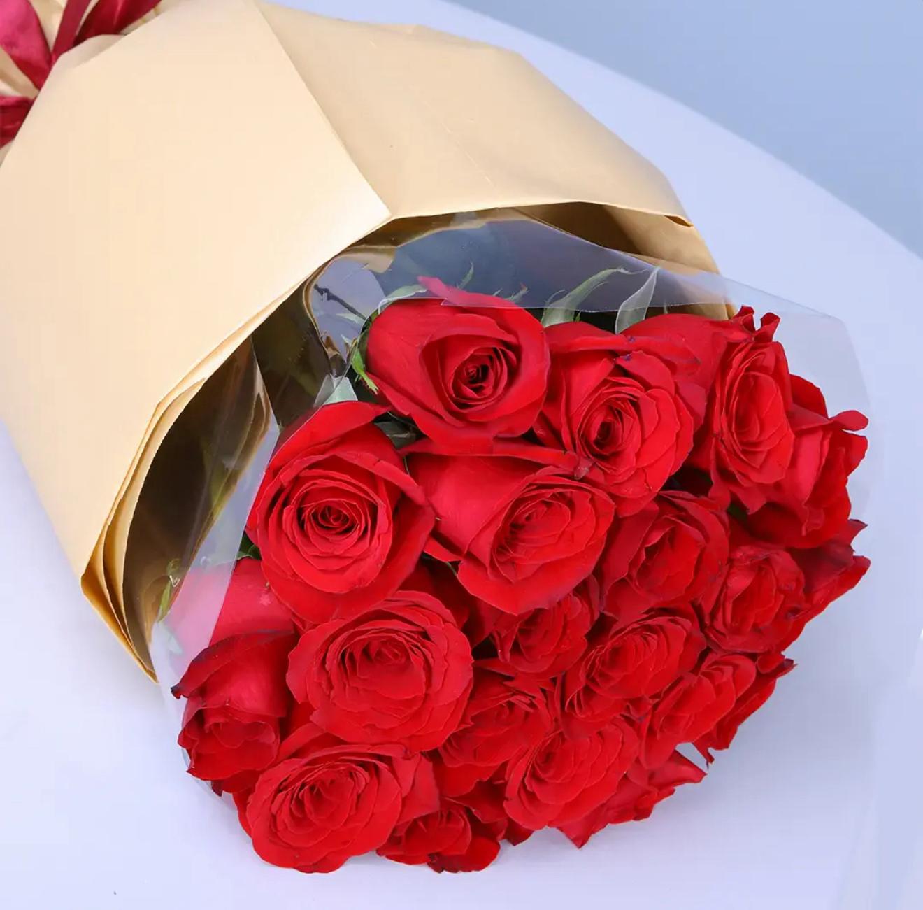 🌹 Classic Red Rose Bouquet