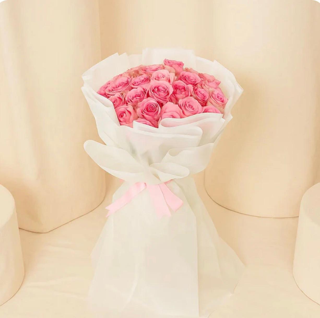 💗 Blush Rose Cloud Bouquet