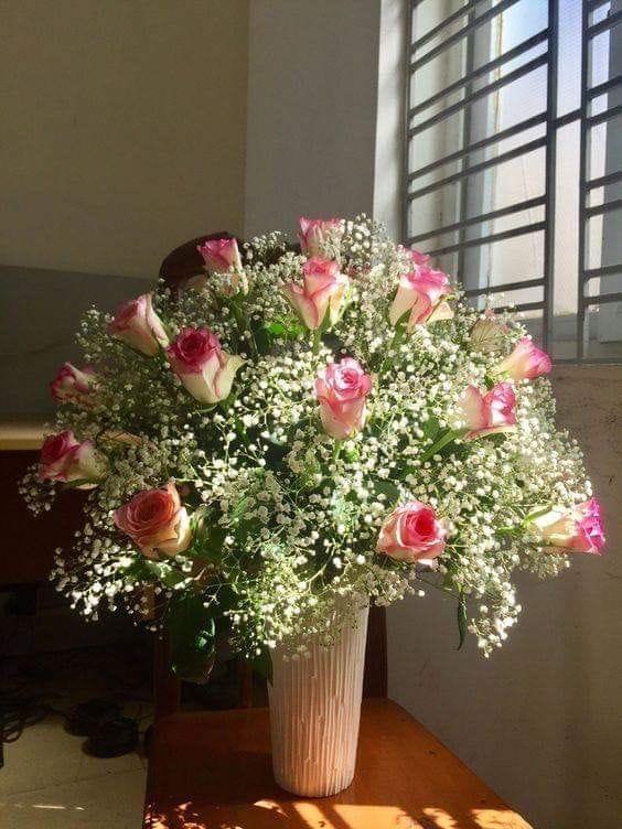 Elegant Pink Rose Bouquet