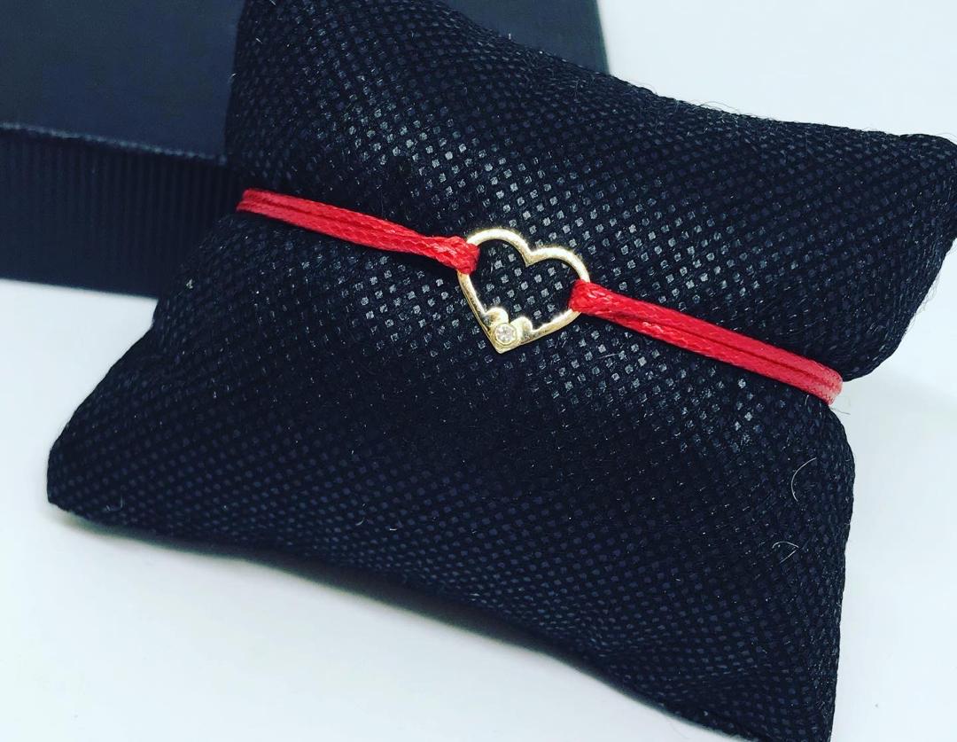 Gold Heart Bracelet with Red String